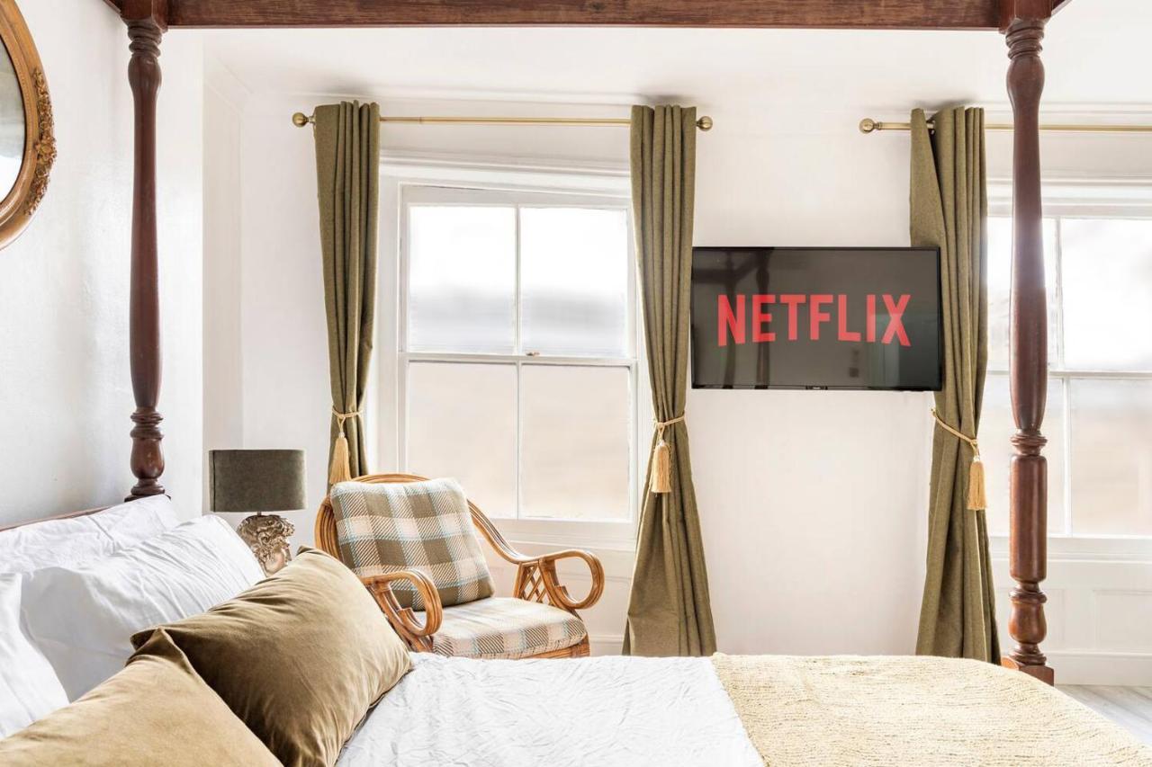 Victorian Style Apartment W/ Four-Poster Bed In Camden Town ลอนดอน ภายนอก รูปภาพ