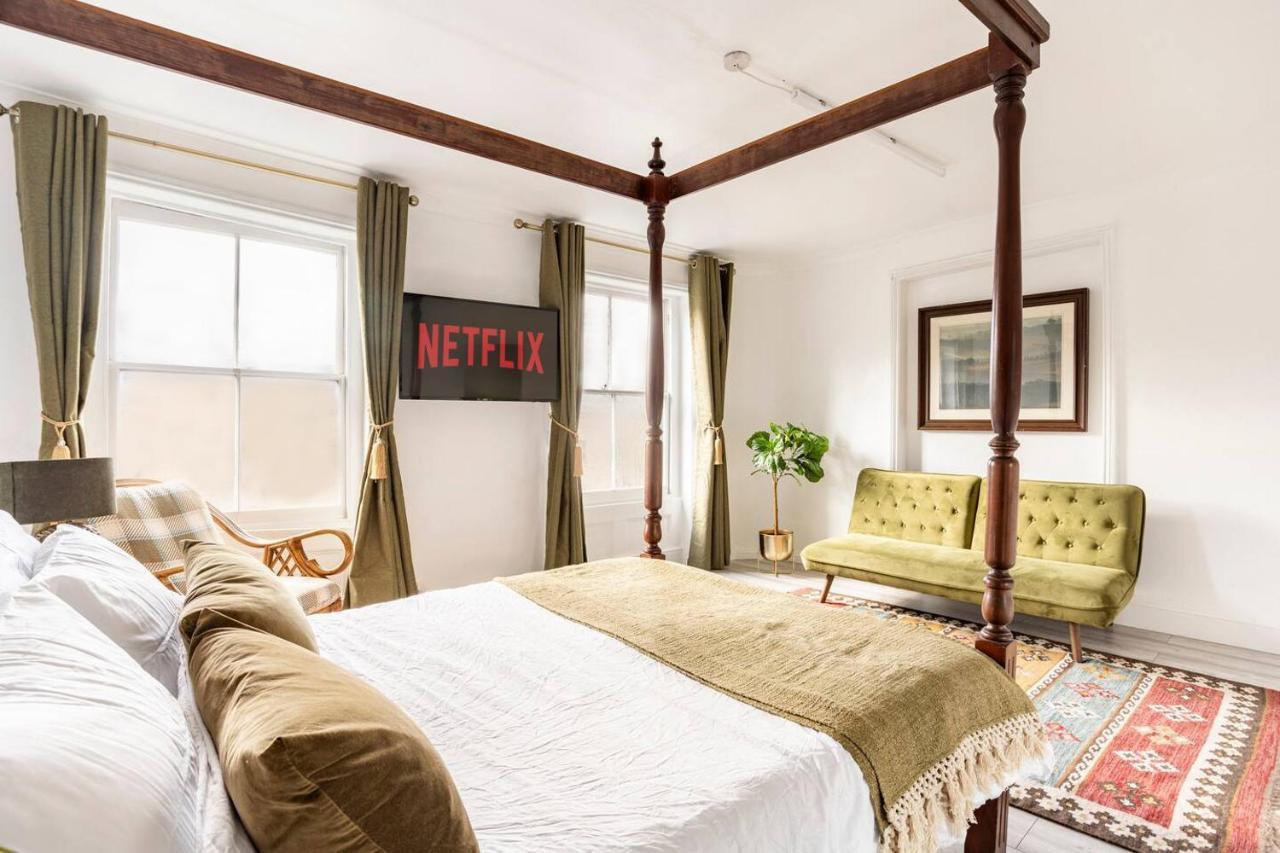 Victorian Style Apartment W/ Four-Poster Bed In Camden Town ลอนดอน ภายนอก รูปภาพ